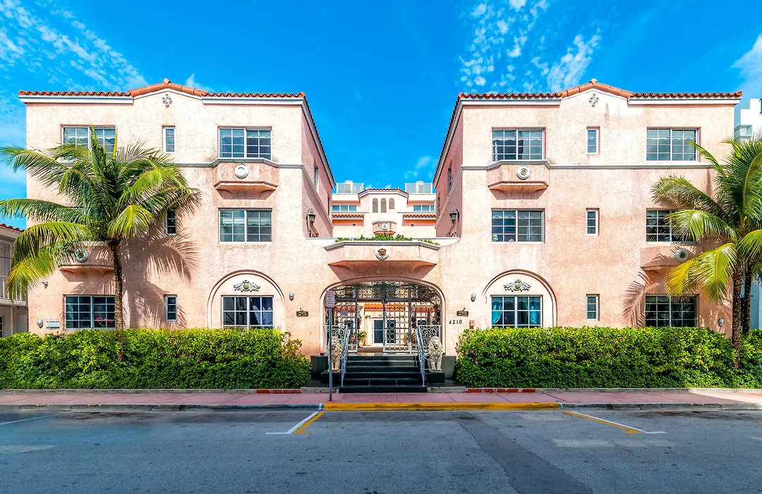Secret Garden Miami Beach-1