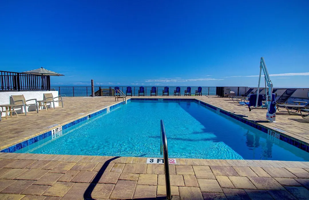 La Bella Inn - Pool Open-1