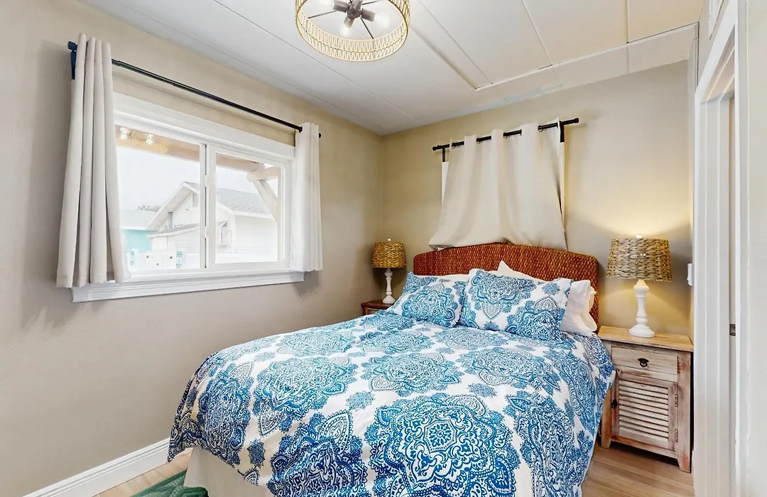 Bungalow Beach Place 1-1