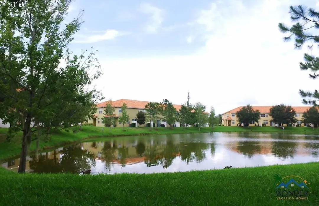 Four Bedrooms Townhome 5126-1