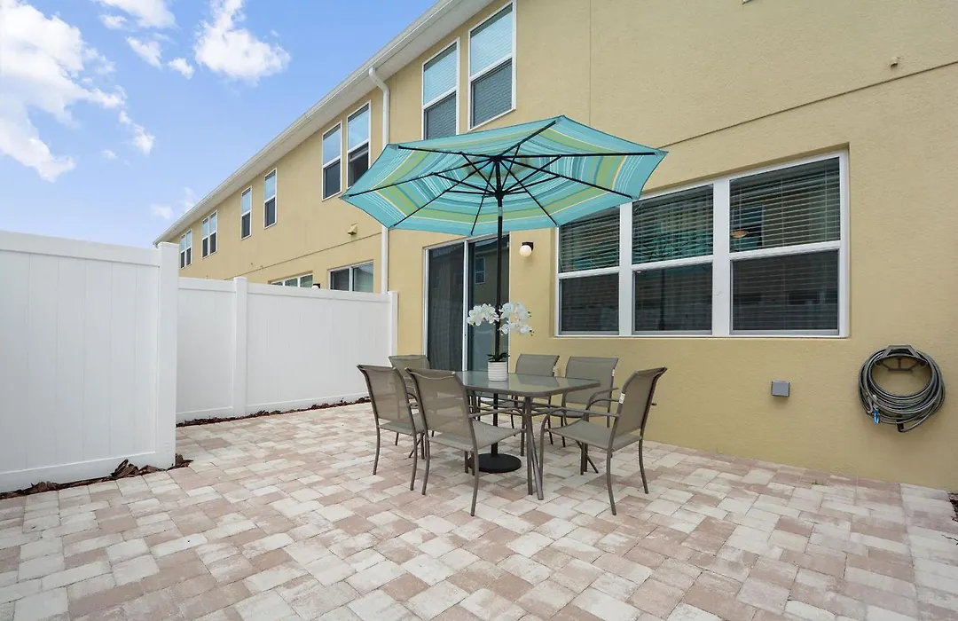 Four Bedrooms Townhome 5108K-1