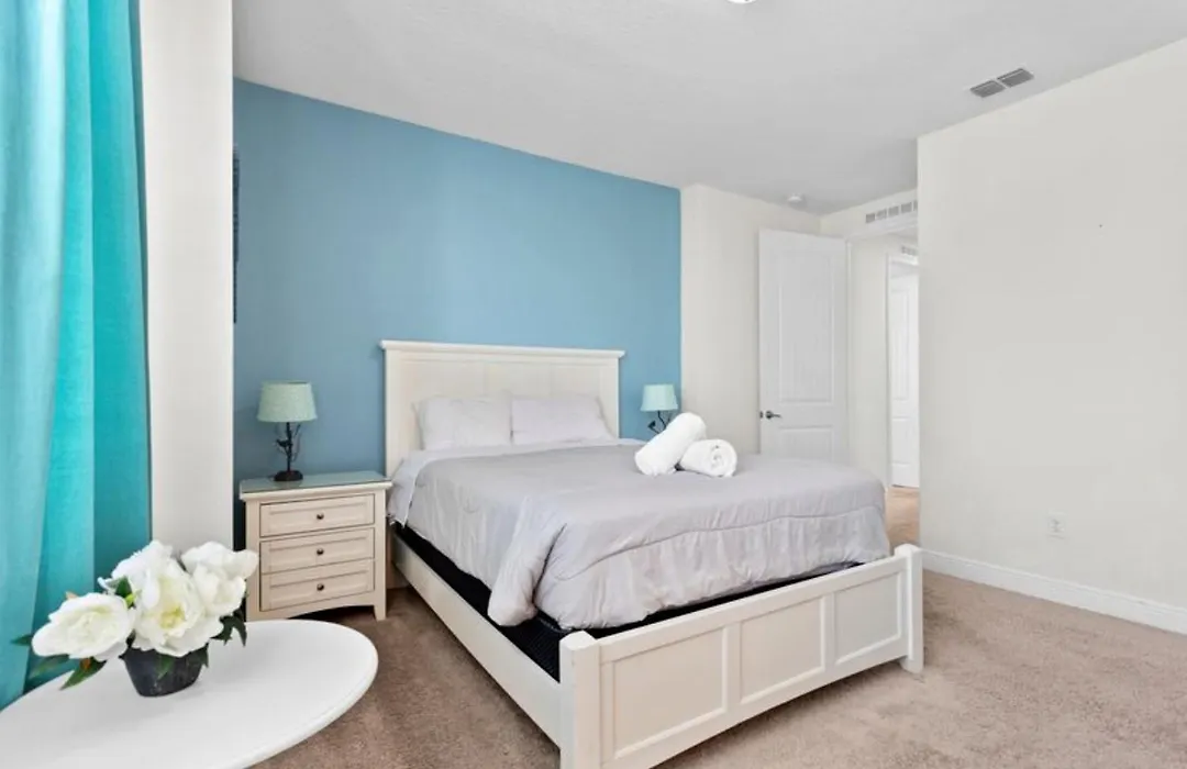 320 Pet Friendly 6BD Villa - PoolSpa-1