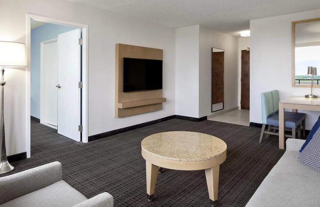 Embassy Suites By Hilton Tampa Airport Westshore-1