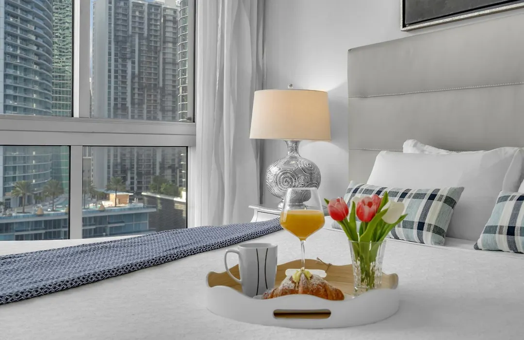 Luxury Waterfront Condo At Icon-Brickell-Sea View-Free Spa & Gym-1