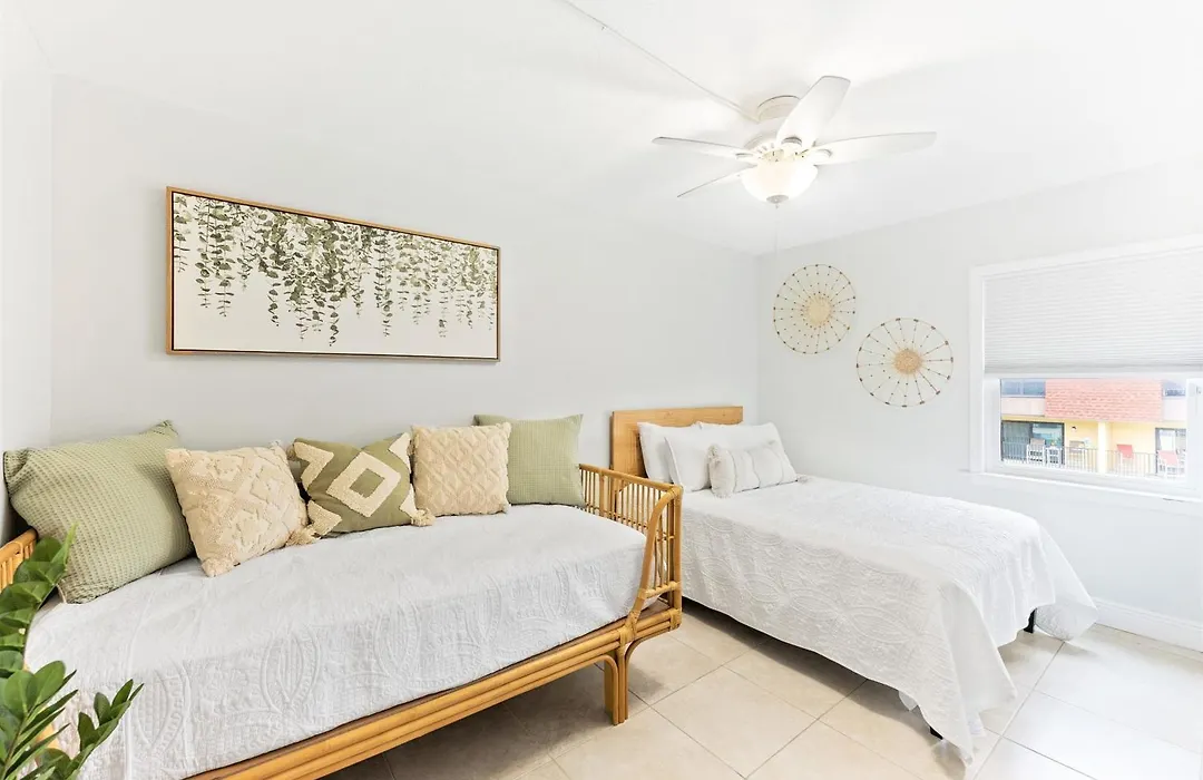 Cocoa Beach Club - Oceanfront Condos With Pool Next To Pier And Port Canaveral-1