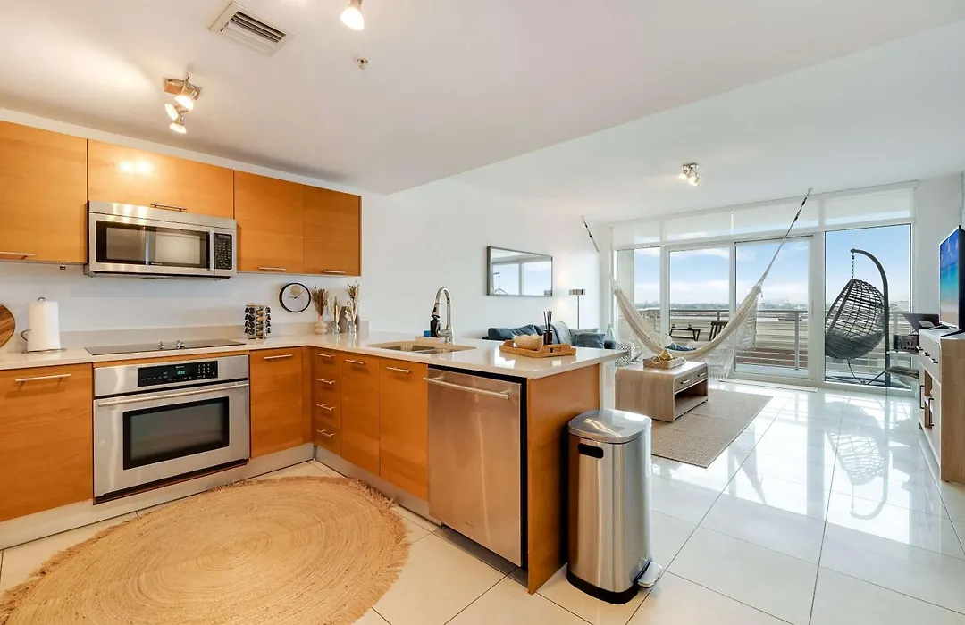 Palm Place Heart Of Miami With Parking Pool And Gym-1