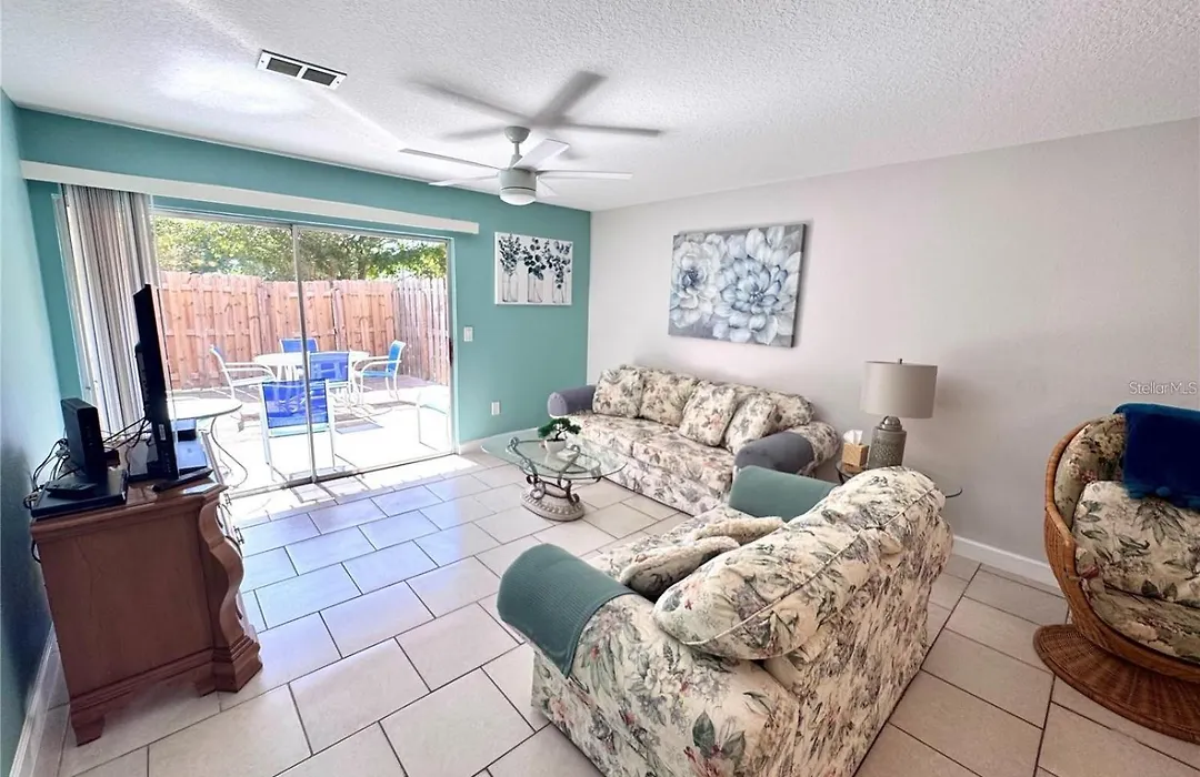2Br/2Ba Condo Sienna Park-1