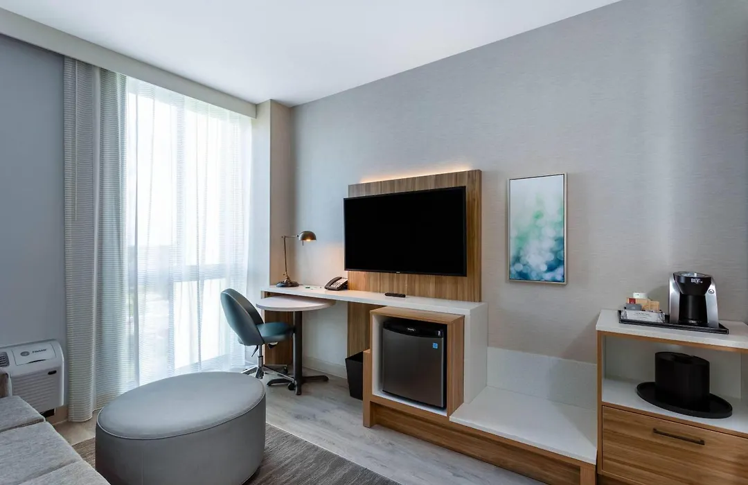 Wyndham Garden Miami International Airport-1