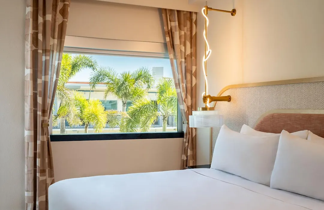 The Luce, St. Pete Beach, A Tribute Portfolio Hotel-1