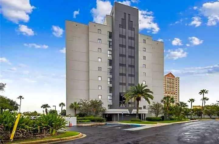 Remodeled 2Bd/2Ba Condo Mins From Universal Studio-1