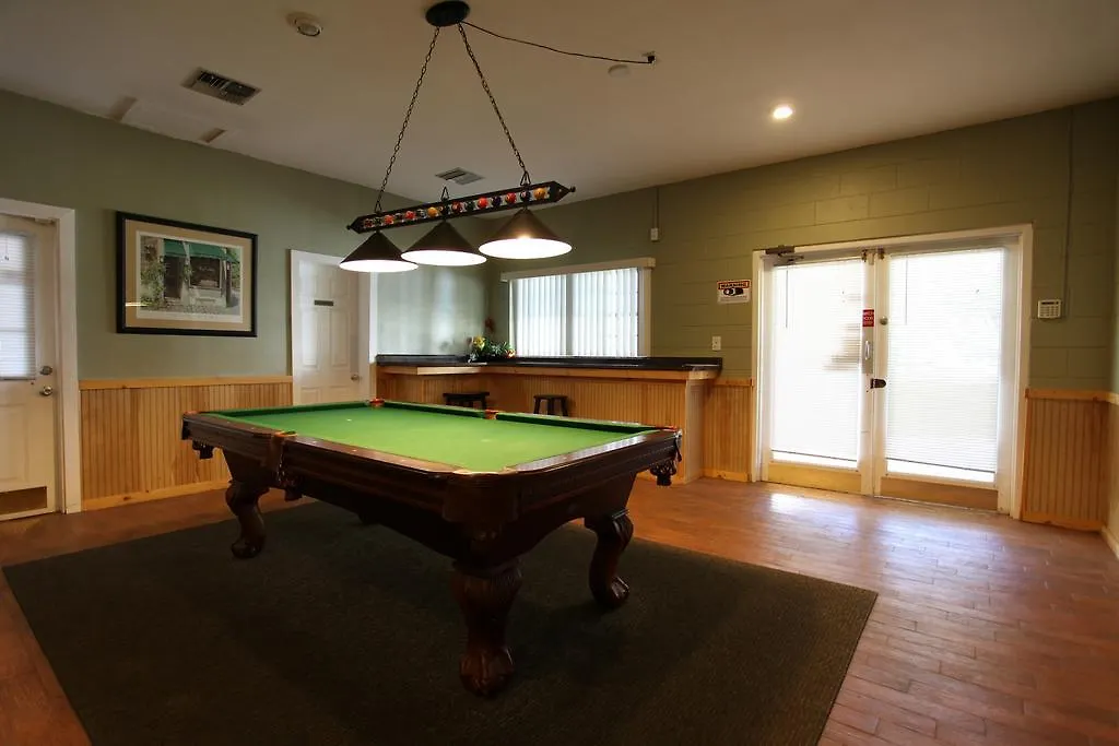 Sherwood Forest Loft Cottage 2-1