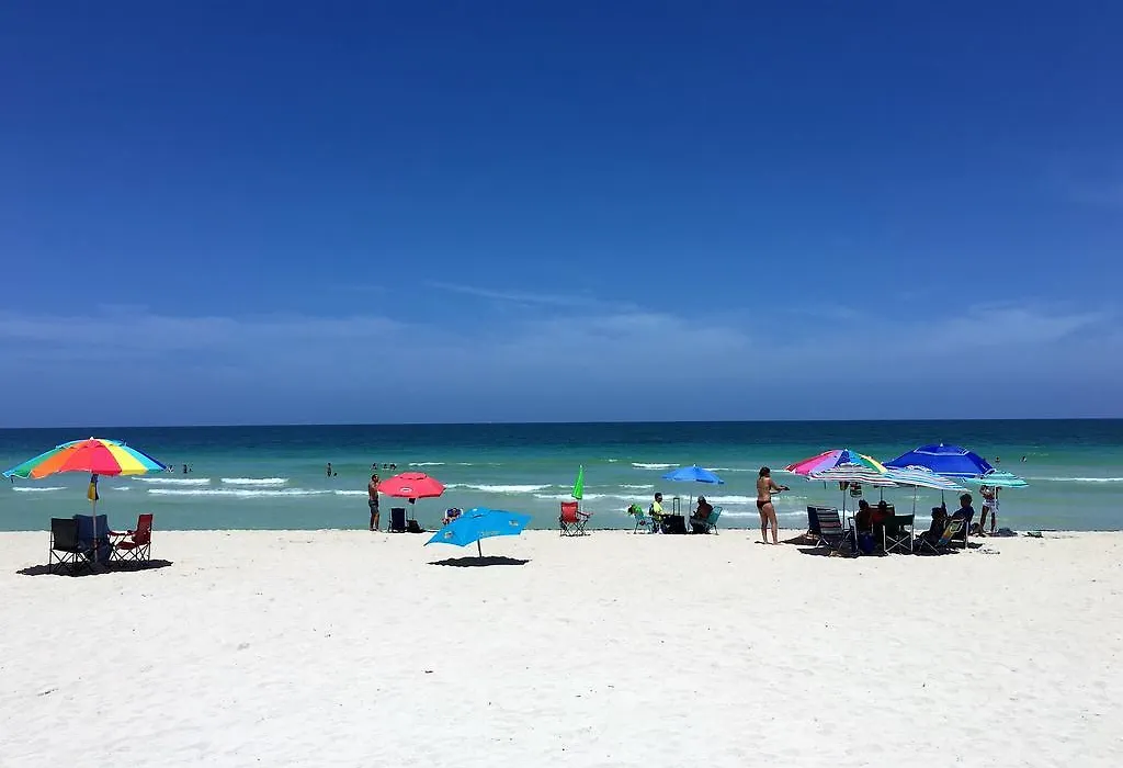 Oceanfront Studio Casablanca Miami Beach-1