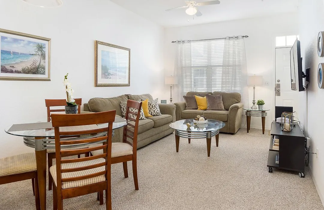 Beautiful 3 Bedroom Townhouse Near Walt Disney World-1