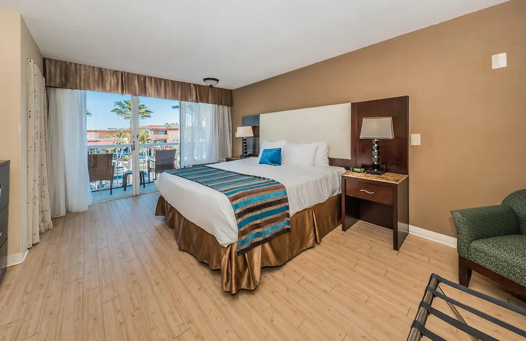Dreamview Beachfront Hotel & Resort-1