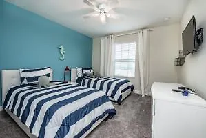 1590Mv 4 Bedroom Townhouse-1