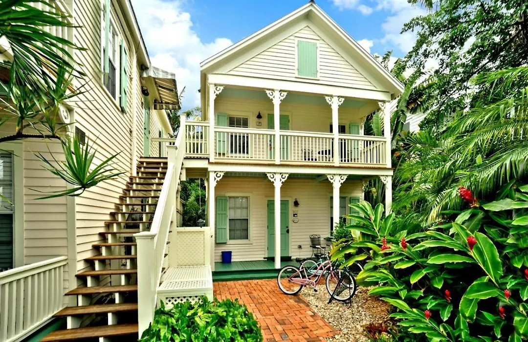 Palm Gardens-1