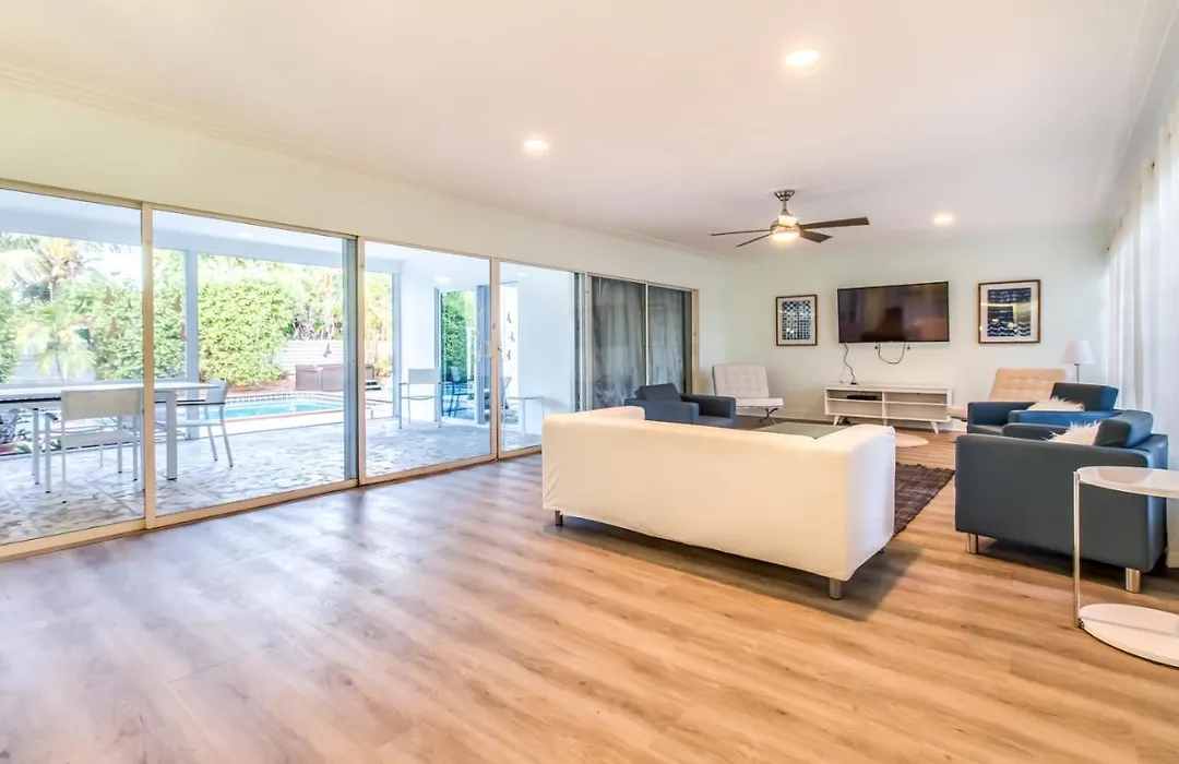 Chateau Hollywood Luxury Home & Pool Near Hollywood Broadwalk-1
