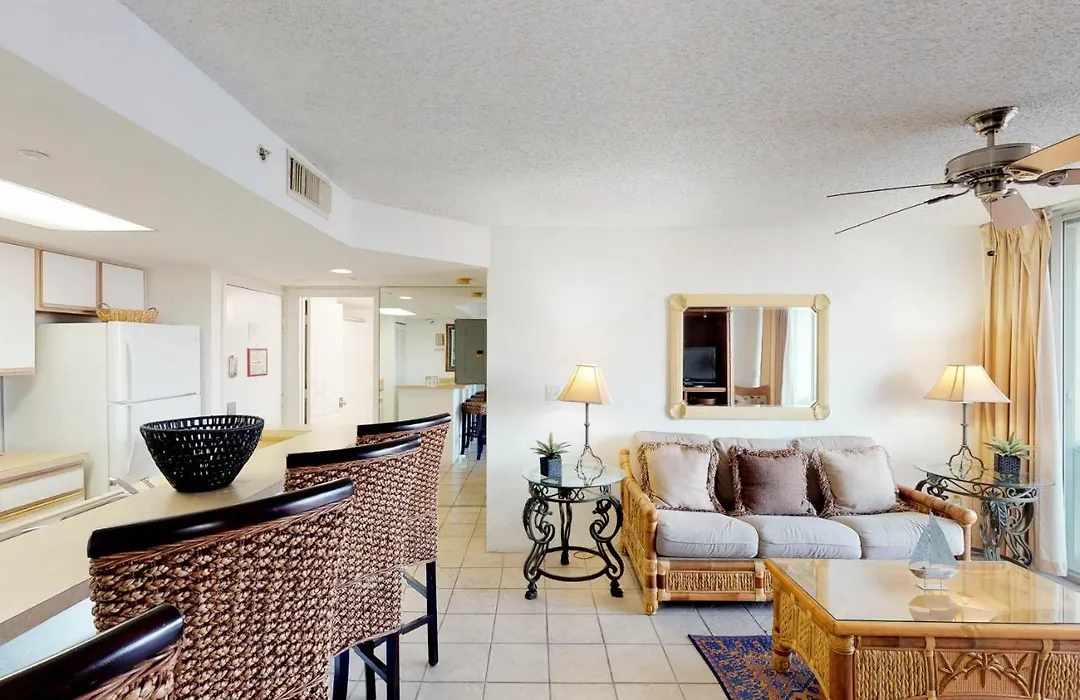 Sunrise Suites Paradise Escape #407-1