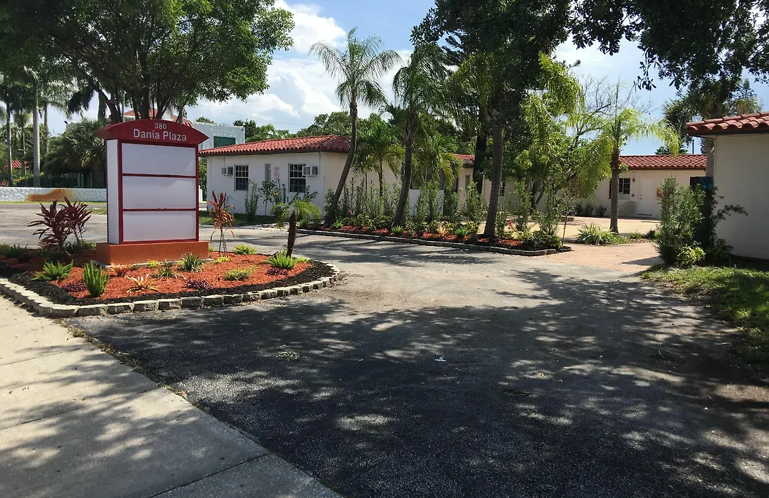 Stay Inn Dania Beach-1