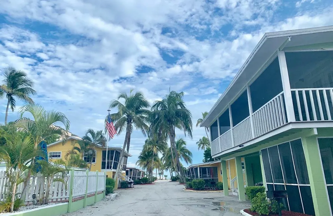 Beachview Cottages-1