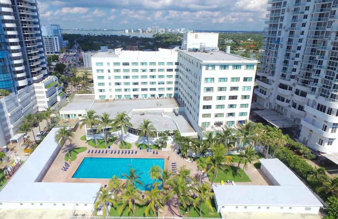 Oceanfront Studio Casablanca Miami Beach-1