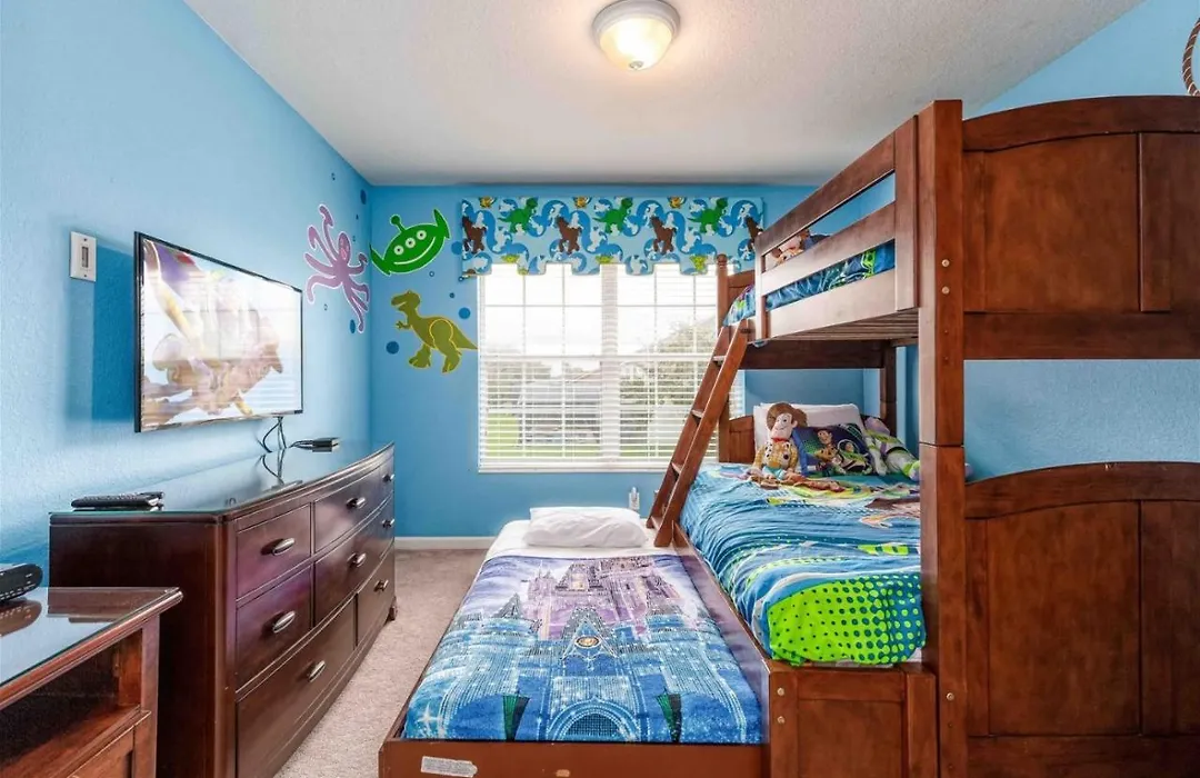 Windsor Luxury 3 Bed Villa With Games Room With Arcade Machines, Private Theater, Private Pool & Spillover Spa, Luxury Furnishings & Upgrades Throughout-1