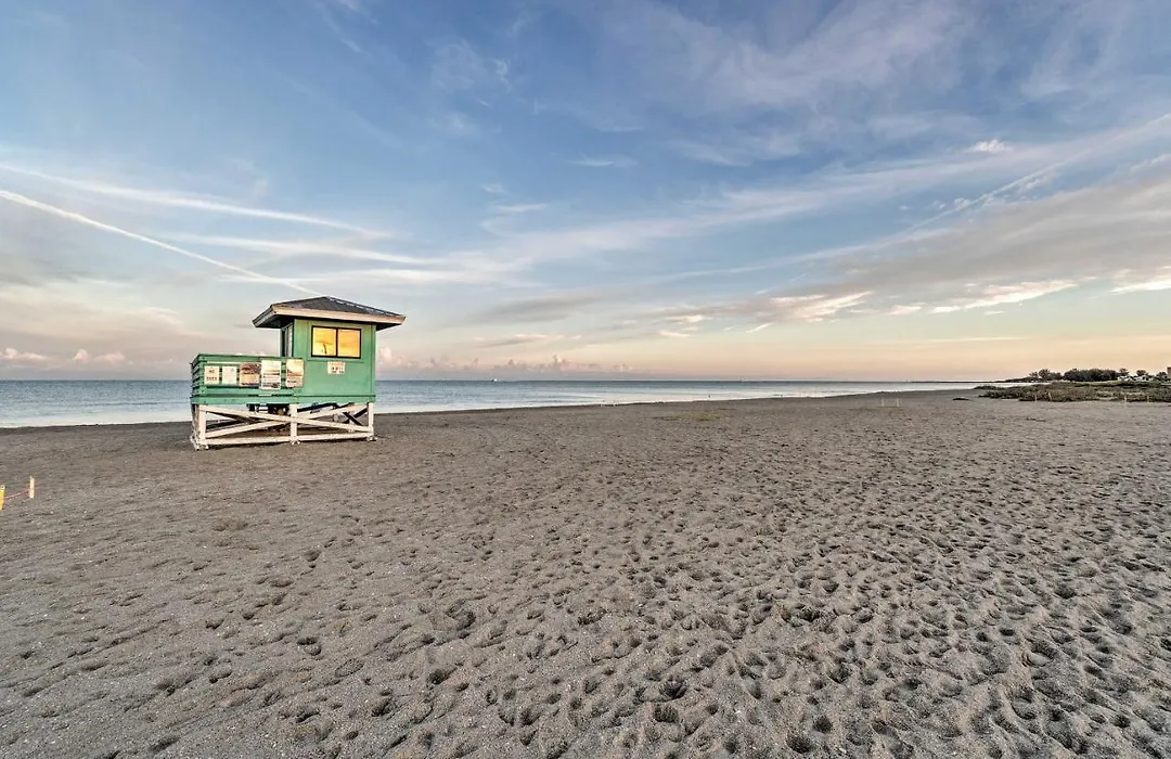 Updated Apartment Walking Distance To Venice Beach-1