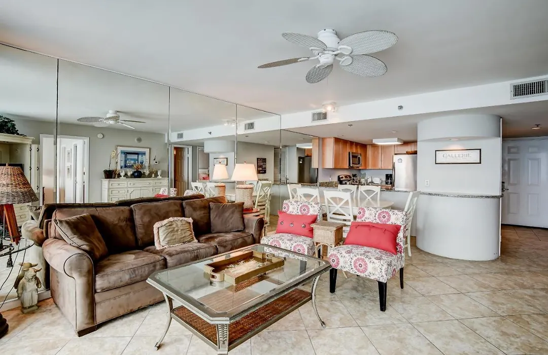 One Seagrove Place 1003-1