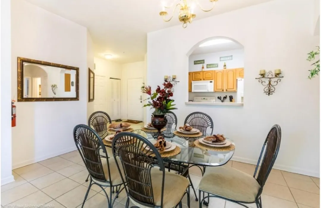 Three-Bedroom Apartment Kissimmee-1