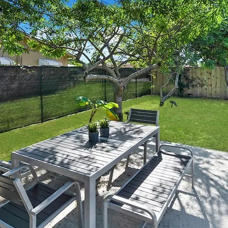 Miami Luxury Chill Close To: South Beach/Airport/Wynwood/Design District/4 Free Gated Parking-3