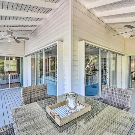 Canal-Front Gem W/ Pool & Hot Tub In Anna Maria-2