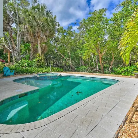 Canal-Front Gem W/ Pool & Hot Tub In Anna Maria-3