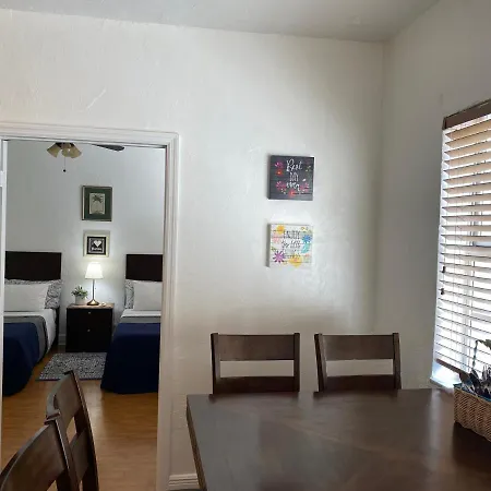Miami Beach Rooms B&B-2