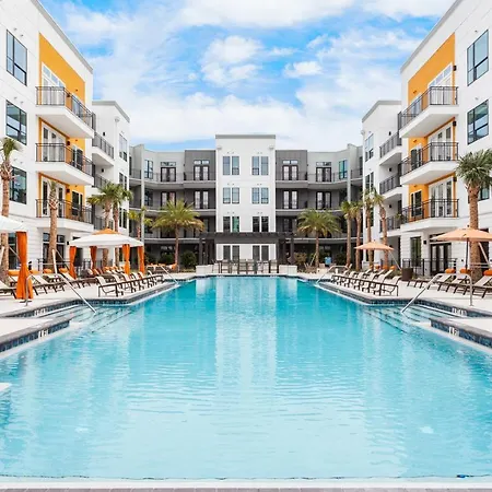 Stay Gia Modern 1 Bedroom Apartment With Swimming Pool At The Exchange-2