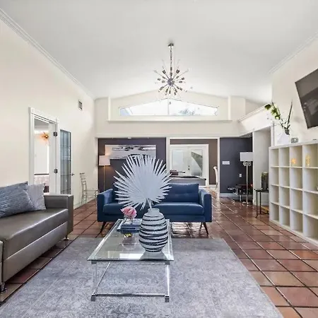 Casa River: Lux Villa 5Br Waterfront 5 Min To Beach-3