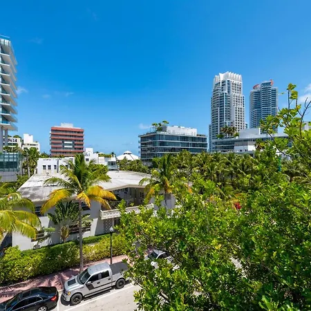 Cento Collins Stays By Mercury South Beach-2