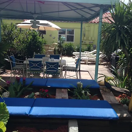Angelfish Inn-3