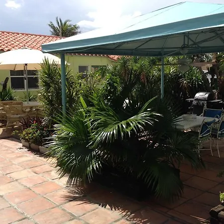 Angelfish Inn-2