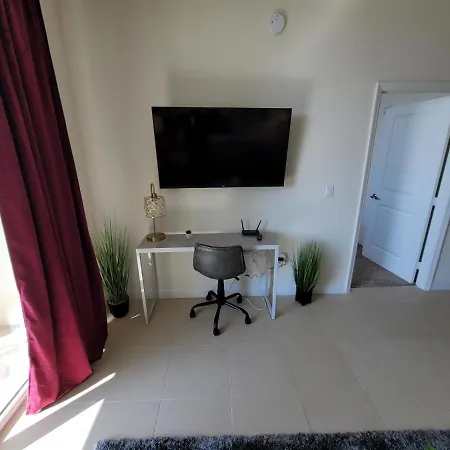 2Br2Bd, Downtown, Cal King-2