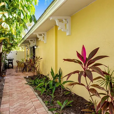 Palm Isle Village 3208-3