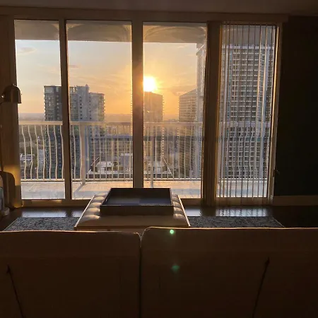 Beautiful Large Apt 2 Brm With Ocean Views In Brickell-2