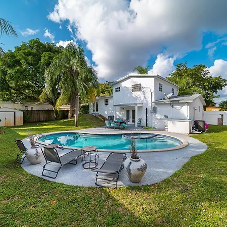 Pool Home-3