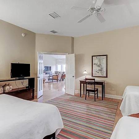 Newly Renovated Villa With Incredible Marsh Views-3