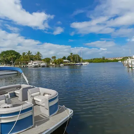 Heated Pool, Fireplace, 70" Tv, Waterfront & More!-3