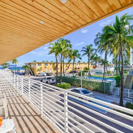 Cozy 1 Bedroom With Pool Steps From The Beach #41-2