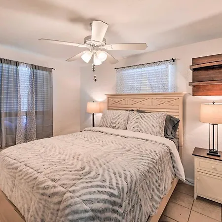 Naples Retreat With Hot Tub And Lanai - 1 Mi To Beach!-3