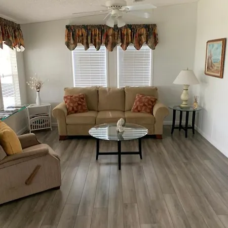 Golden Pineapple Vacation Homes Okeechobee Fl-3
