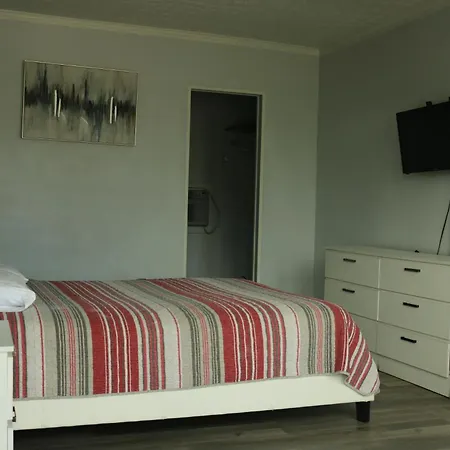 Travel Inn Fort Pierce-2