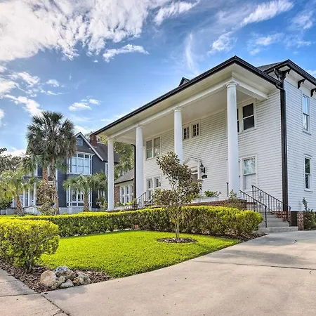 Historic 1891 Ocala Apartment With Original Touches!-3