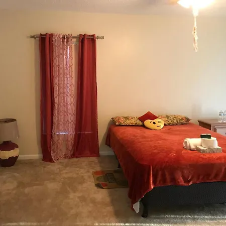 Cozy Guest House Florida, 5801-3